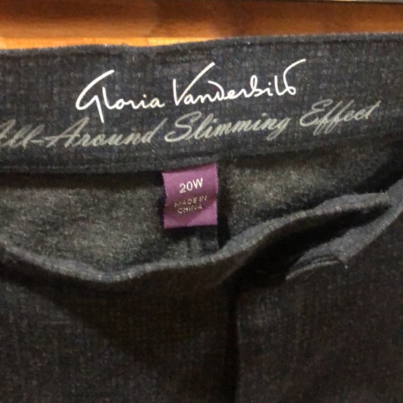 Grey small plaid Gloria Vanderbilt Amanda slacks, size 20W - Picture 3 of 7